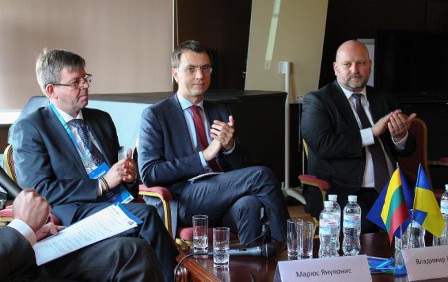 Украина расширяет железнодорожное сообщение со странами ЕС, - Омелян