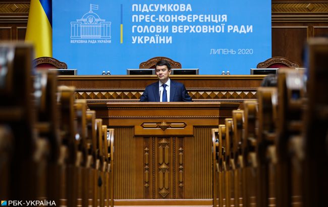 Разумков пока не видит окончания экономического кризиса