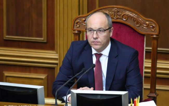 Рада может в январе принять закон о переходе приходов УПЦ МП к Единой церкви