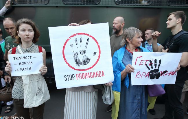 В активную общественную деятельность вовлечено менее 10% украинцев