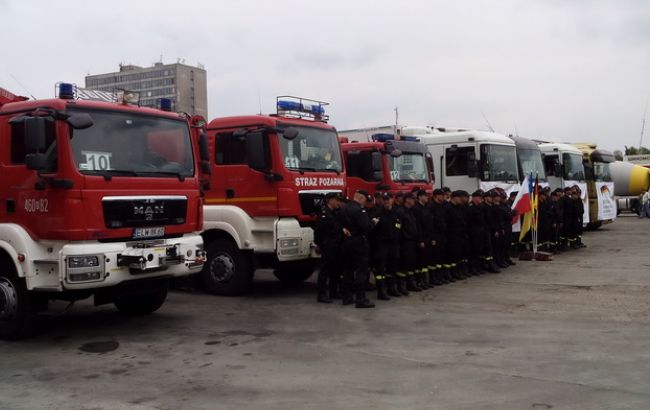 Польша и Германия передали 360 т гумпомощи для переселенцев