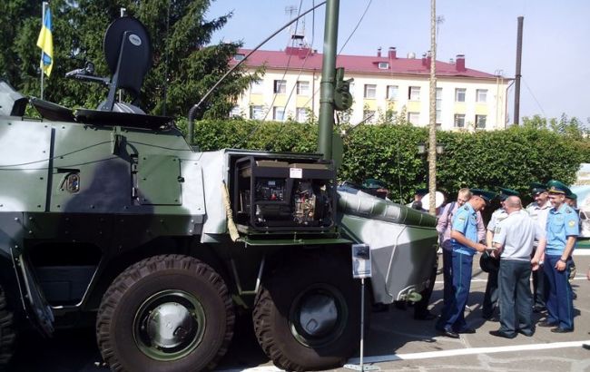 В Киеве презентовали современные средства связи для пограничников в АТО