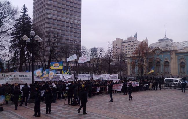 Митинг под Радой завершился
