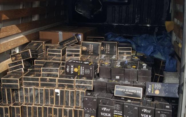 В Киеве и области изъяли 12 тонн суррогатного алкоголя