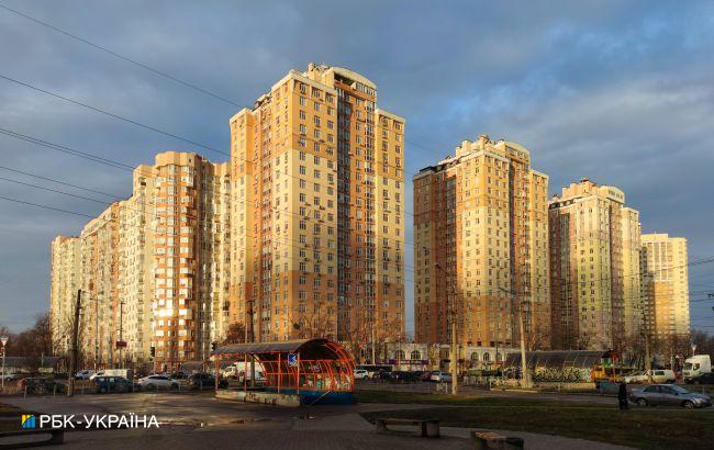 "Заробляли" на ремонті ліфтів. У Києві викрили схему комунальників