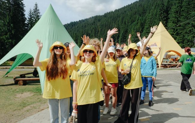 "Інтерпайп" Пінчука організував відпочинок для дітей в Карпатах