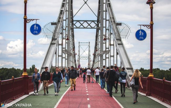 Госстат показал структуру населения Украины