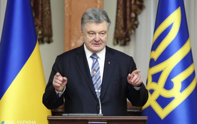 Президент просит возбудить уголовное дело из-за решения суда по ПриватБанку