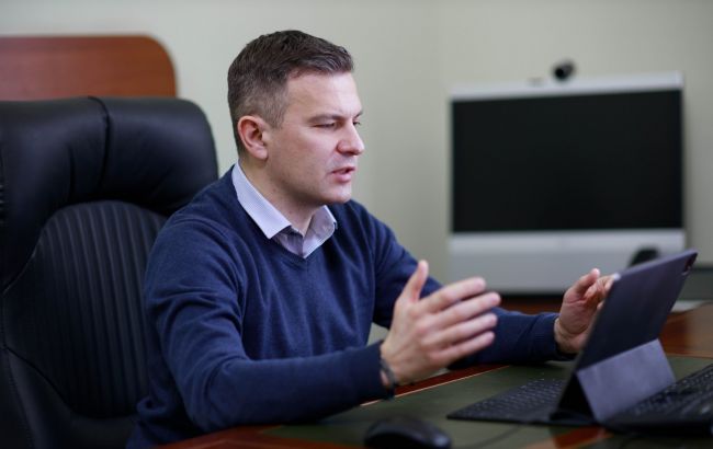 НБУ прогнозирует более глубокое падение экономики из-за атак на энергосистему Украины