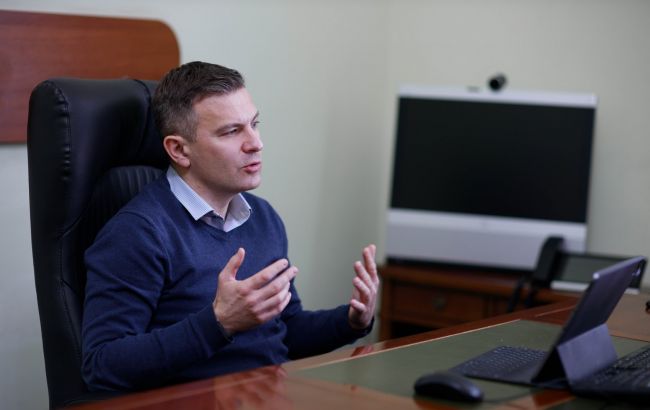 Фіксований курс долара міняти поки не будуть, - Нацбанк