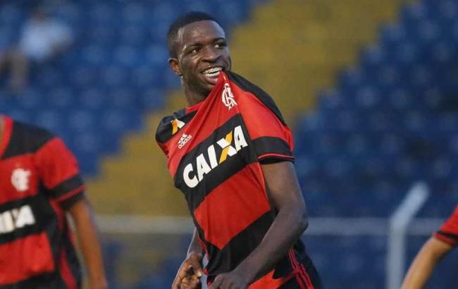 "Реал" оголосив про підписання 16-річного форварда "Фламенго" Жуніора