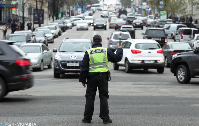 У Києві обмежать рух в районі Севастопольської площі