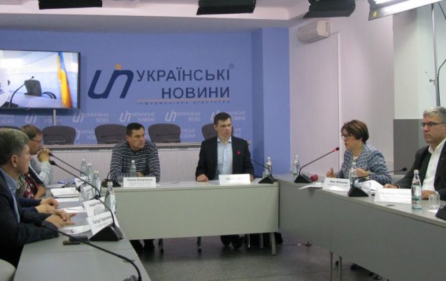 Предприниматели начинают сбор подписей для отмены законопроекта о кассовых аппаратах