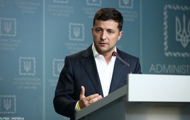 Зеленский сделал громкое заявление об учителях и чиновниках