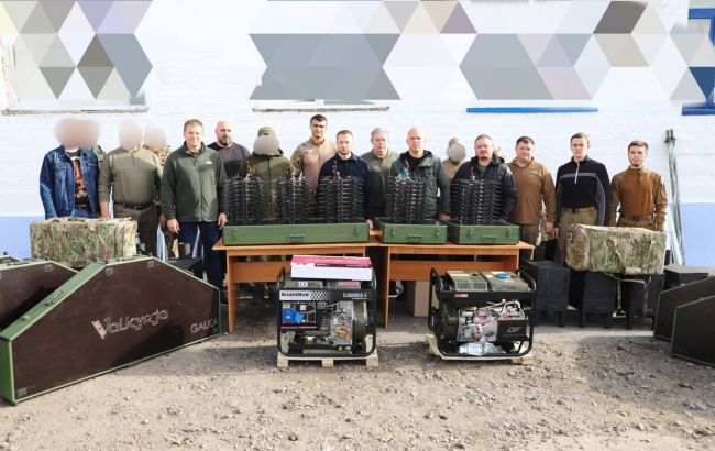 Фонд Мкртчана передав БПЛА, пічки та генератори військовим у Донецькій області