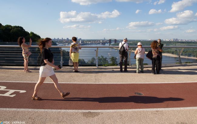 Рост, вес, образование: Госстат составил портрет среднего украинца