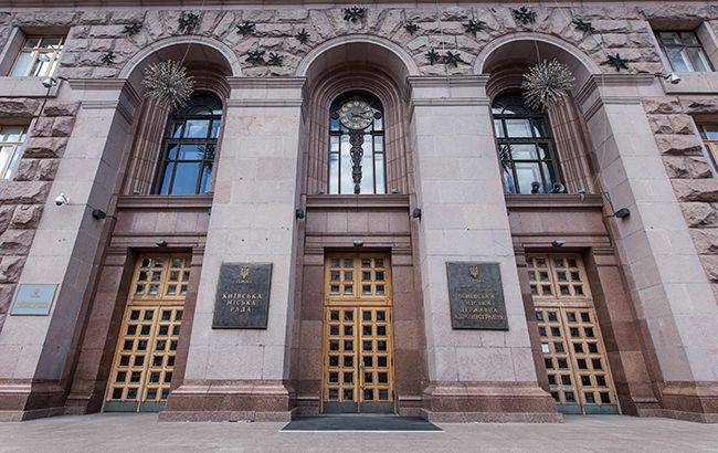 В Днепровском районе Киева реконструируют физкультурно-оздоровительный комплекс для 117 учащихся