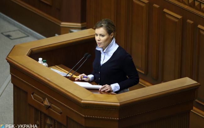 У Раду внесли проекти постанов про позбавлення мандатів Королевської та Солода