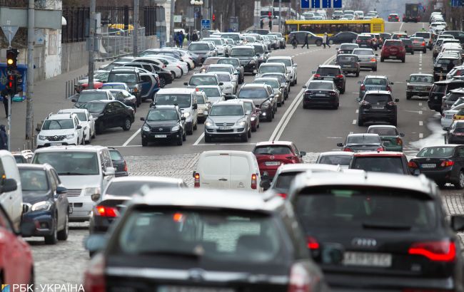 Кабмин изменил порядок выдачи водительских прав и аккредитации автошкол