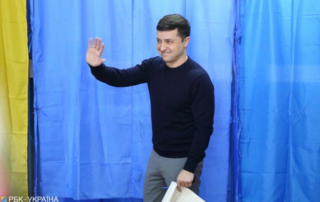 Праздник демократии: как прошел и чем запомнился первый тур президентских выборов