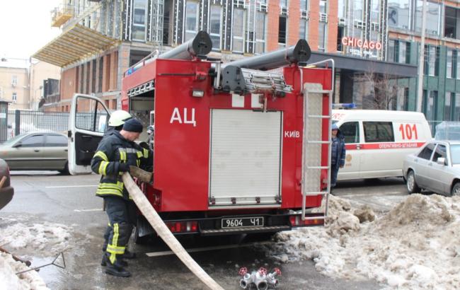 В Киеве горел бизнес-центр "Олимпийский"