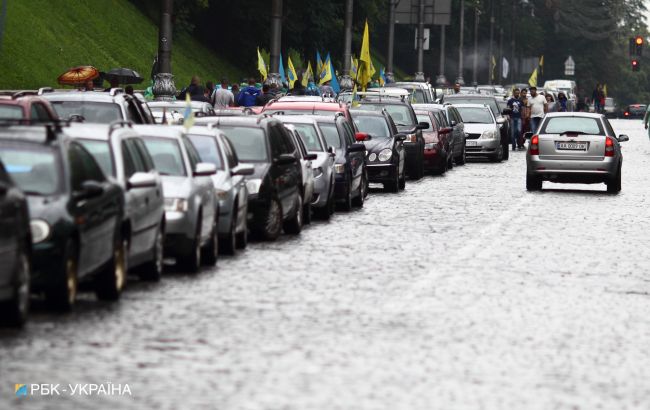 Цены на бензин и автогаз растут: сколько стоит топливо на АЗС
