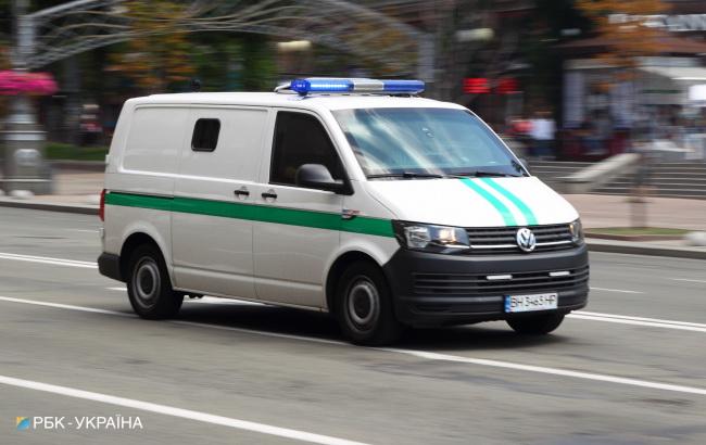 Под Киевом неизвестные в масках ограбили инкассаторов