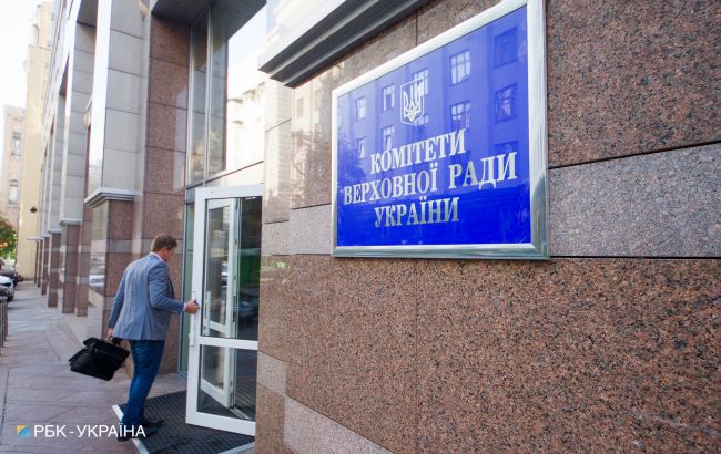 Раздача портфелей: кто в "Слуге народа" может возглавить ключевые комитеты Верховной рады