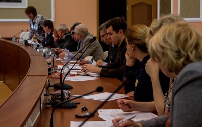 Эксперты раскритиковали бюджетную резолюцию Кабмина на 2016 г