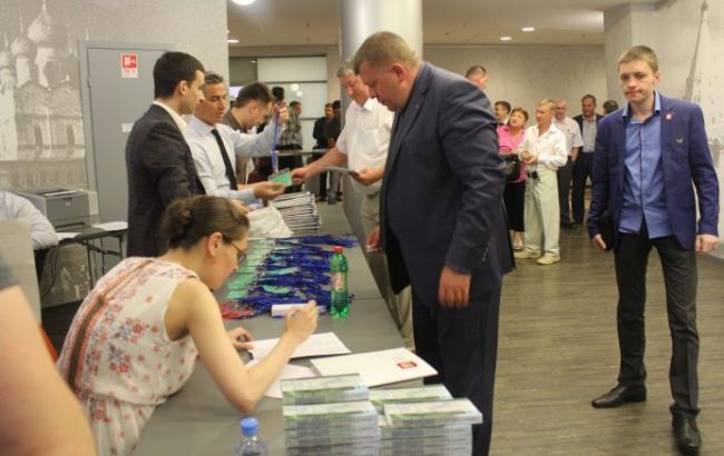 Российские выборы 2016: в РФ фиксируют многочисленные случаи нарушений