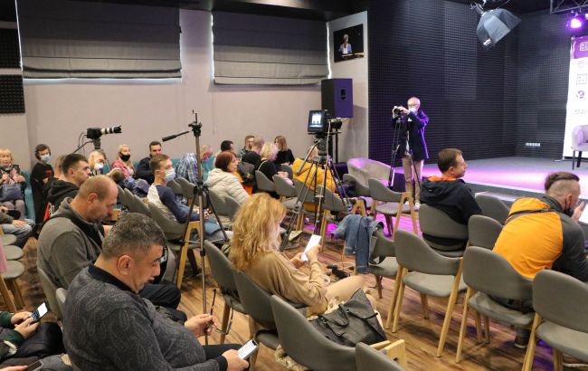 В Днепре начался пятый Всеукраинский фестиваль "Днепровский пост"&nbsp;