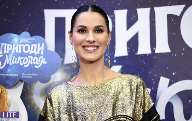 Маша Єфросиніна вразила ефектним образом на прем'єрі фільму