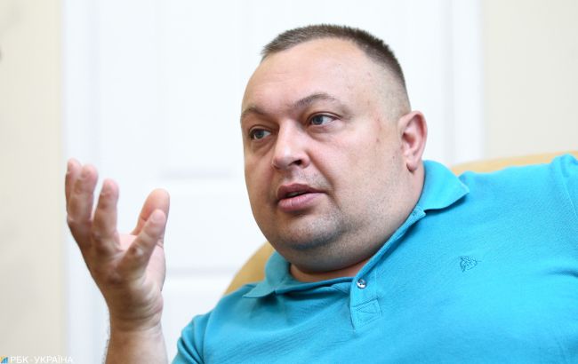 Социолог рассказал, к кому пошли перетоки рейтингов от "Слуги народа"