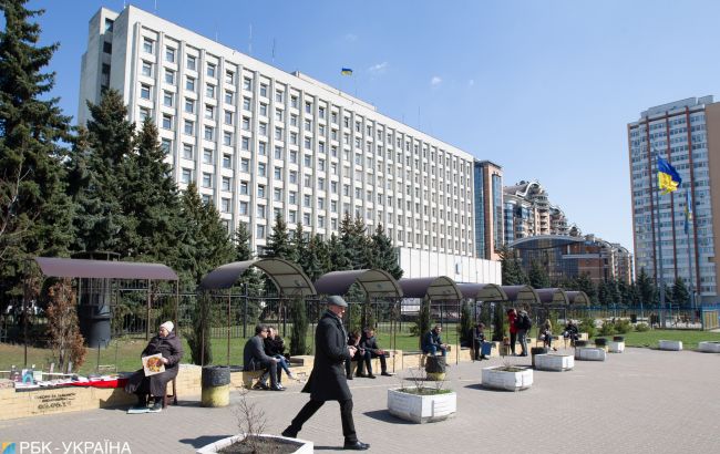 Еще миллион избирателей: голосовать на выборах разрешили без прописки