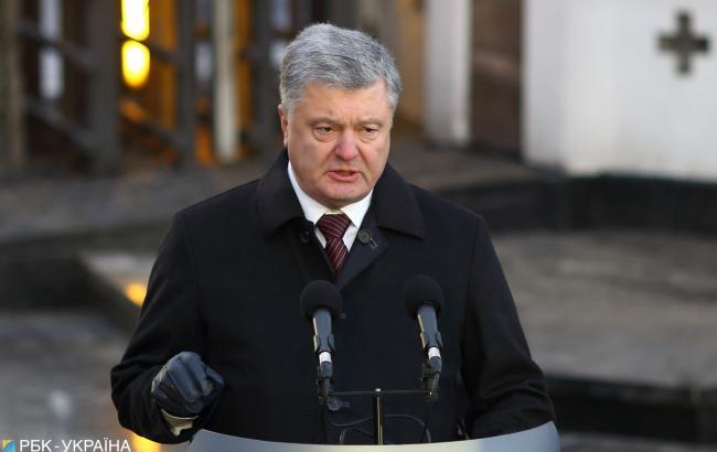 Порошенко внес в Раду закон о проведении местных выборов во время военного положения