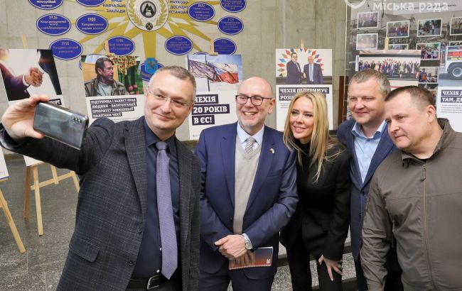 В Днепре с визитом находится посол Чехии