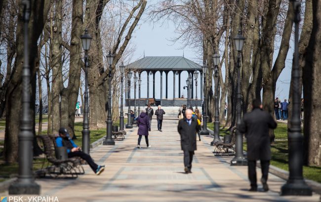 Погода в Украине: температура до +20, местами дожди