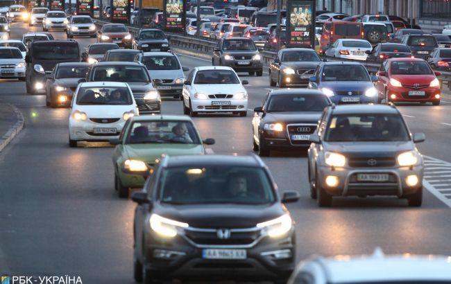 На въезде в Одессу образовалась большая пробка