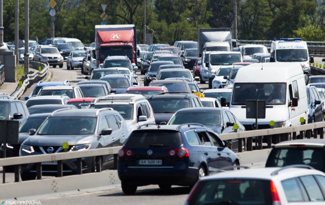 Бензин продолжает дорожать после публикации новой максимальной цены