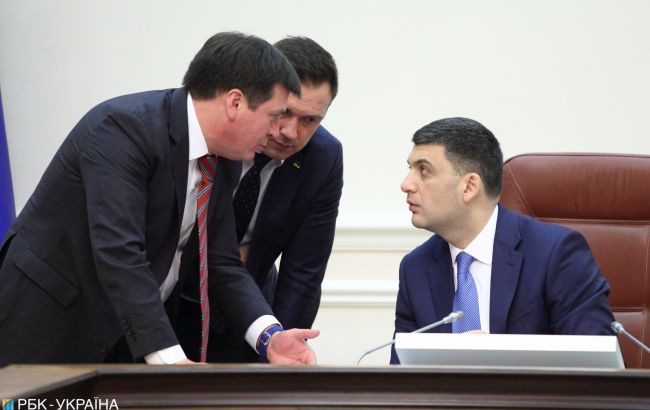 Гройсман скликає брифінг після заяв Зеленського