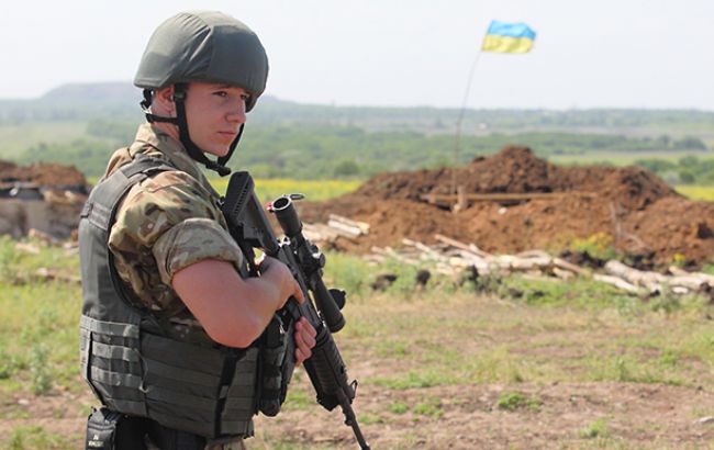 За сутки боевики на Донбассе 14 раз нарушили режим перемирия, - штаб АТО