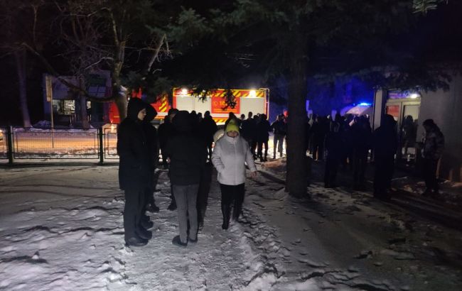 На Волині сталася пожежа у гуртожитку коледжу: евакуювали майже сотню учнів