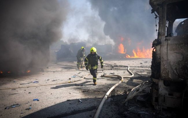 Через масовану атаку по Україні загинули семеро людей, майже 50 постраждали, - ДСНС