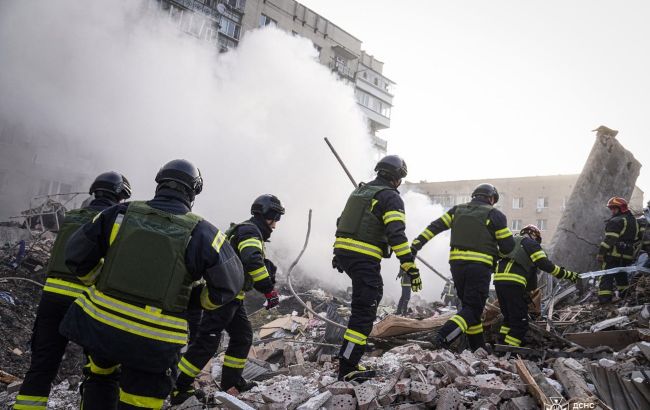 У МВС показали перші хвилини після ракетного удару по Хмельницькому (відео)