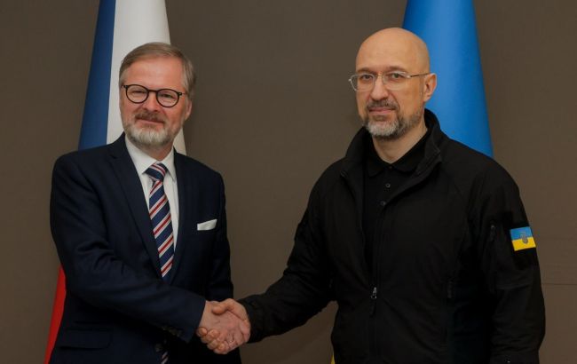 Україна та Чехія домовилися про співпрацю у підготовці українських пілотів F-16