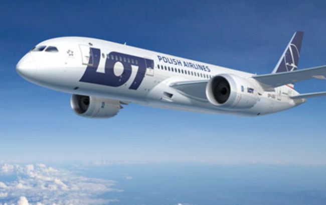 Польша приостановила внутреннее авиасообщение