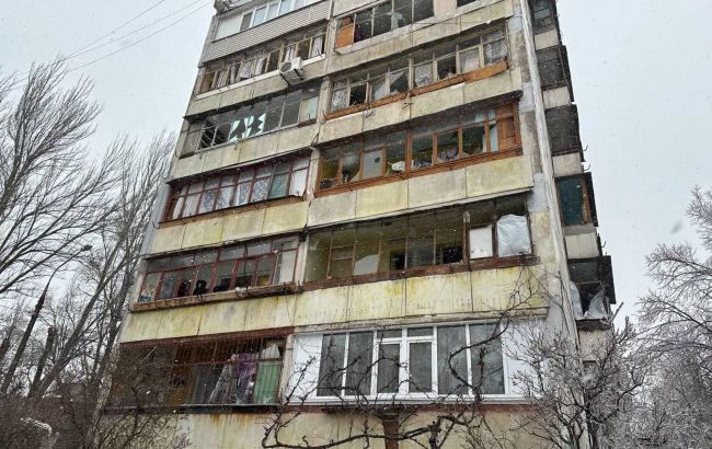 Окупанти зранку вдарили по Запоріжжю: є "прильоти" по житлових районах та поранені