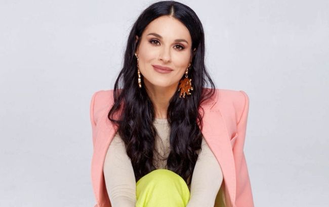 Можно смотреть вечно: Маша Ефросинина оригинально показала, как носить трендовые летние луки