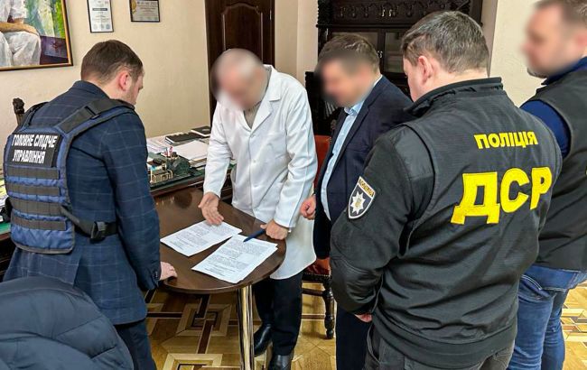 У лікарні Києва викрили оборудку на закупівлі медобладнання