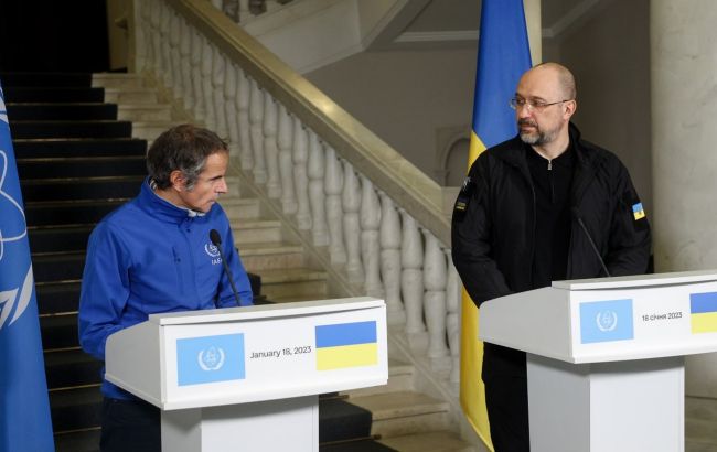 Шмигаль закликав гендиректора МАГАТЕ запровадити санкції проти "Росатому"